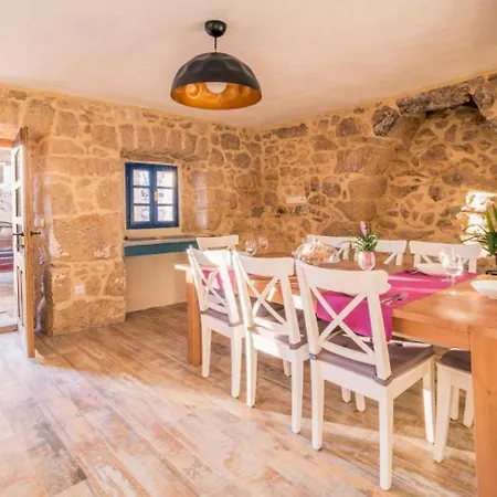 5234-1 For 11 Pers On Krk Island * Garica